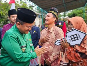 Dr. Maulana Bedah 20 Rumah Yang Tidak Layak Huni